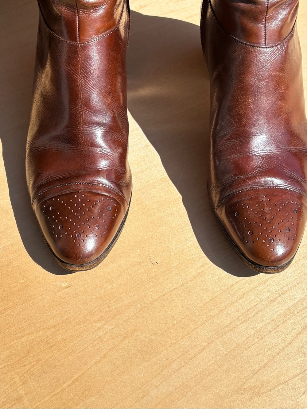 Vintage Salvatore Ferragamo For Saks Fifth Avenue Leather Boots Size 7 AAA - Picture 2 of 13